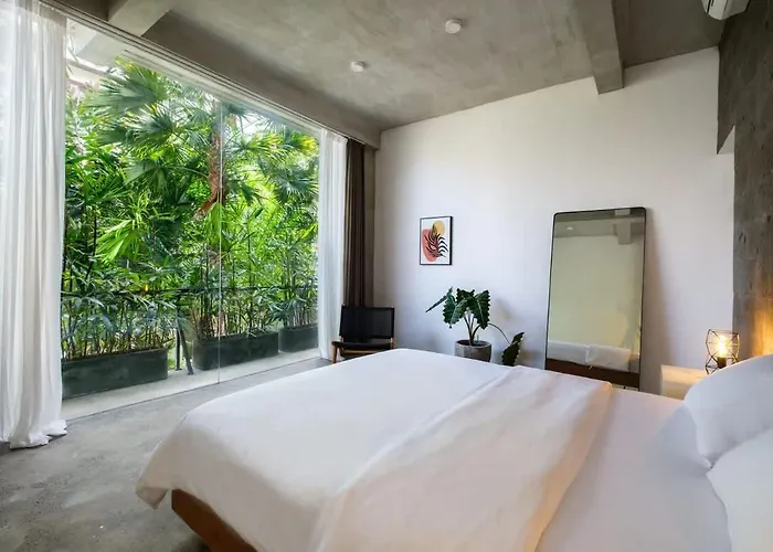 Stroberry Apartment By Pura Homes