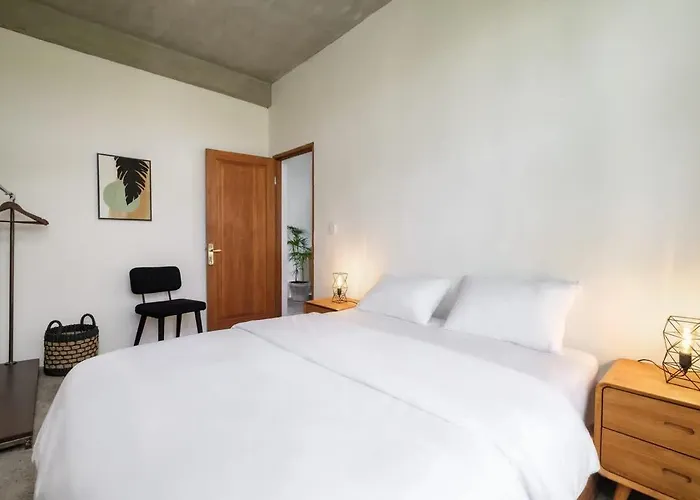 Stroberry Apartment By Pura Homes Apartment *