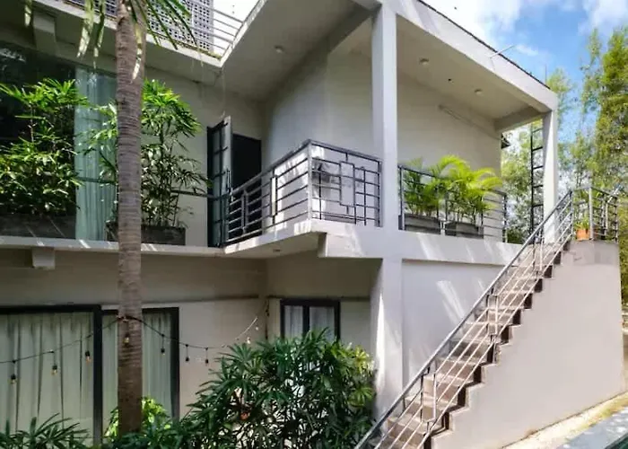 Stroberry Apartment By Pura Homes Canggu (Bali)
